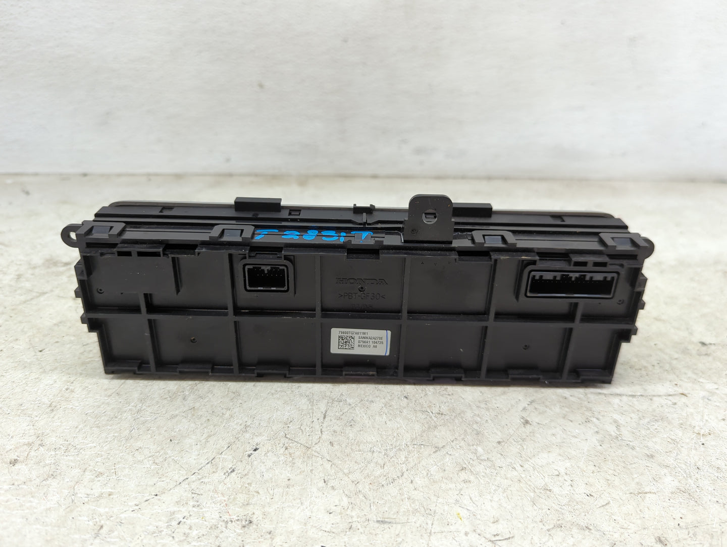 2016-2018 Honda Pilot Climate Control Module Temperature AC/Heater Replacement P/N:79600TG7A611M1 Fits Fits 2016 2017 2018 O