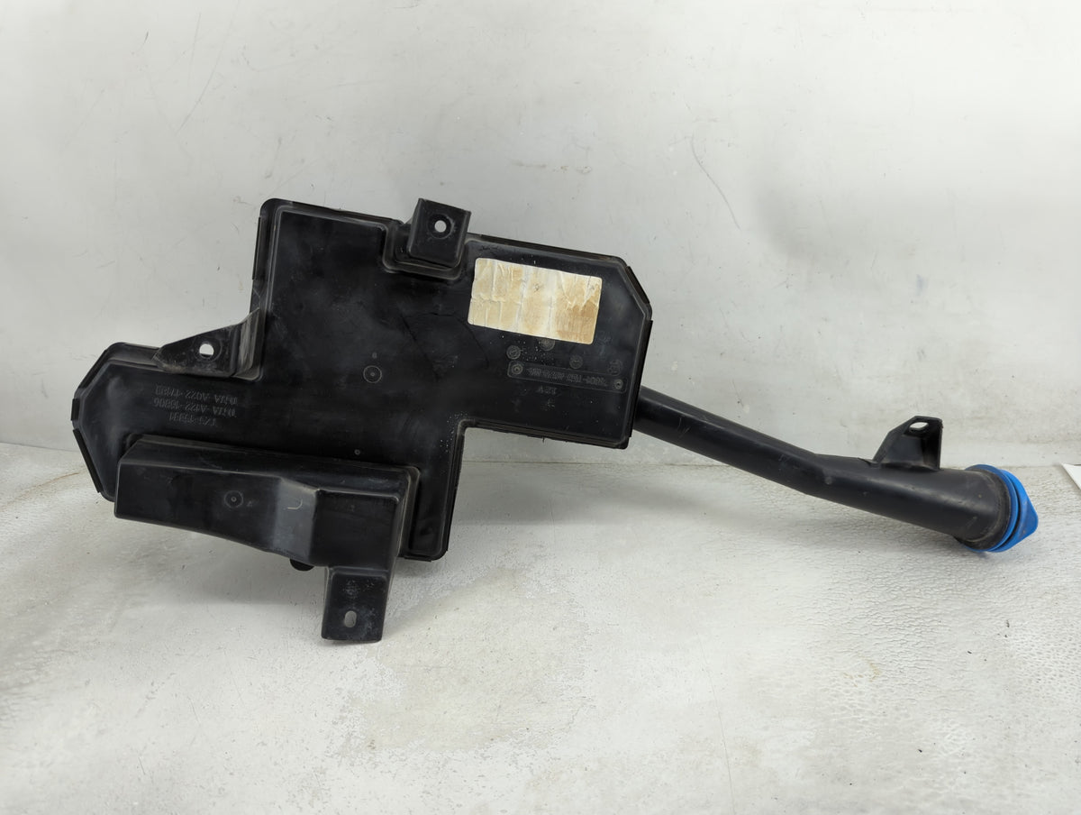 2016 Honda Pilot Windshield Washer Fluid Reservoir Bottle Oem - Oemusedautoparts1.com