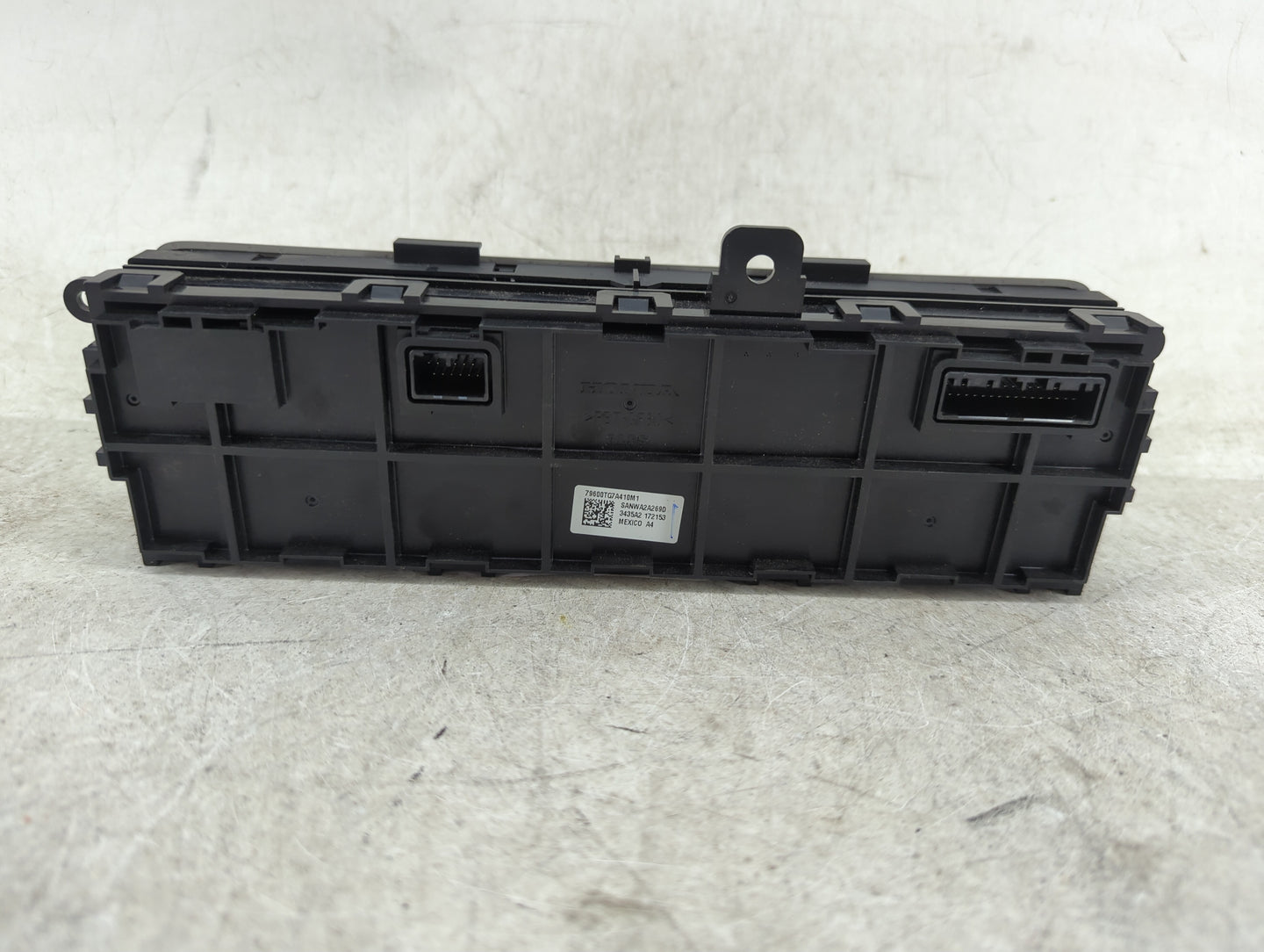 2016-2018 Honda Pilot Climate Control Module Temperature AC/Heater Replacement P/N:79650-TZ5A410 Fits Fits 2016 2017 2018 OE