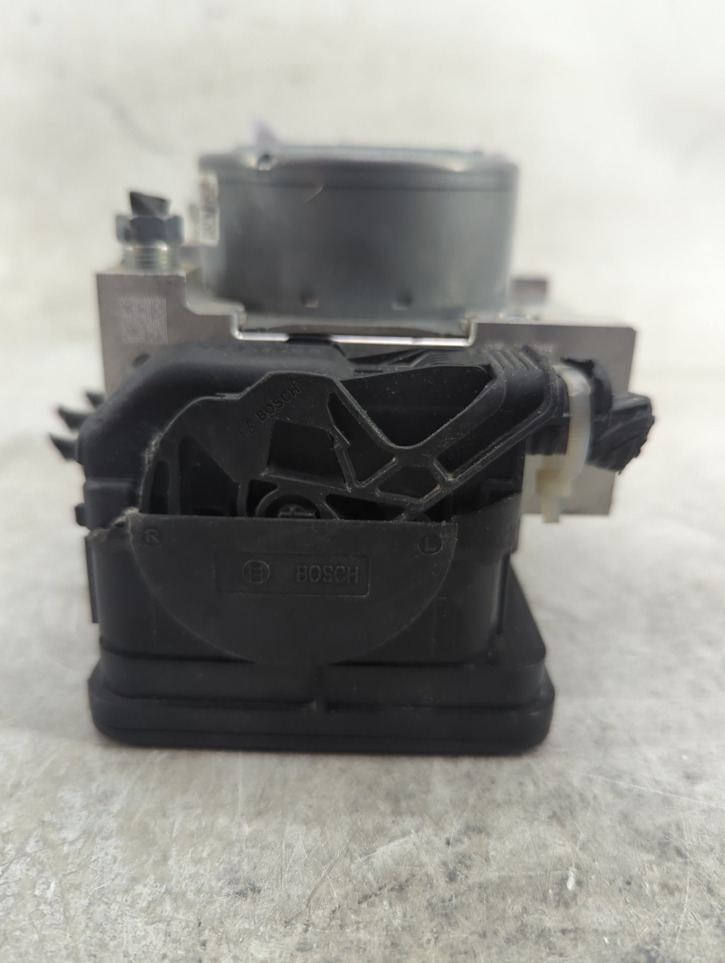 2016-2018 Honda Pilot ABS Pump Control Module Replacement Fits Fits 2016 2017 2018 OEM Used Auto Parts - Oemusedautoparts1.c