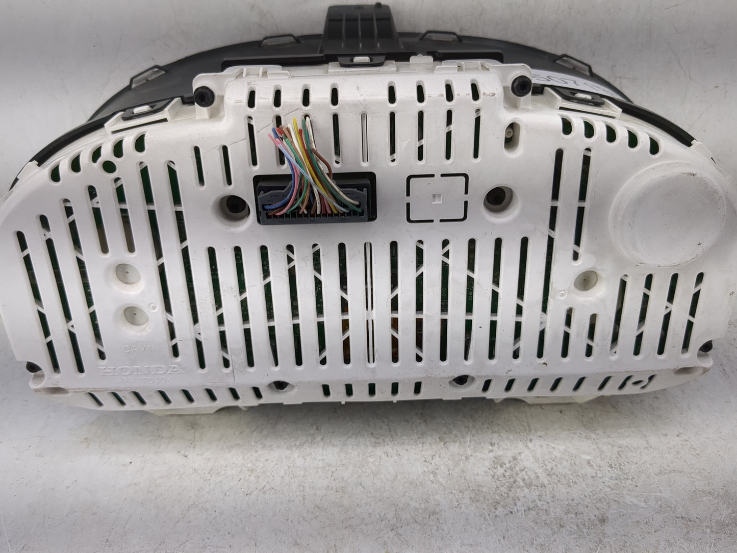 2016 Honda Pilot Instrument Cluster Speedometer Gauges P/N:PP-TD40 Miles: Fits OEM Used Auto Parts - Oemusedautoparts1.com