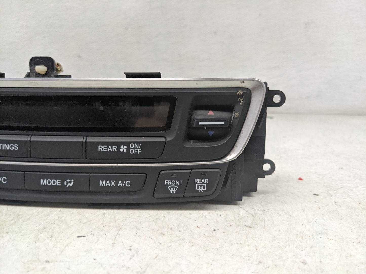2019-2020 Honda Pilot Climate Control Module Temperature AC/Heater Replacement P/N:79600TG7A011M1 SANWA1A040D Fits Fits 2019