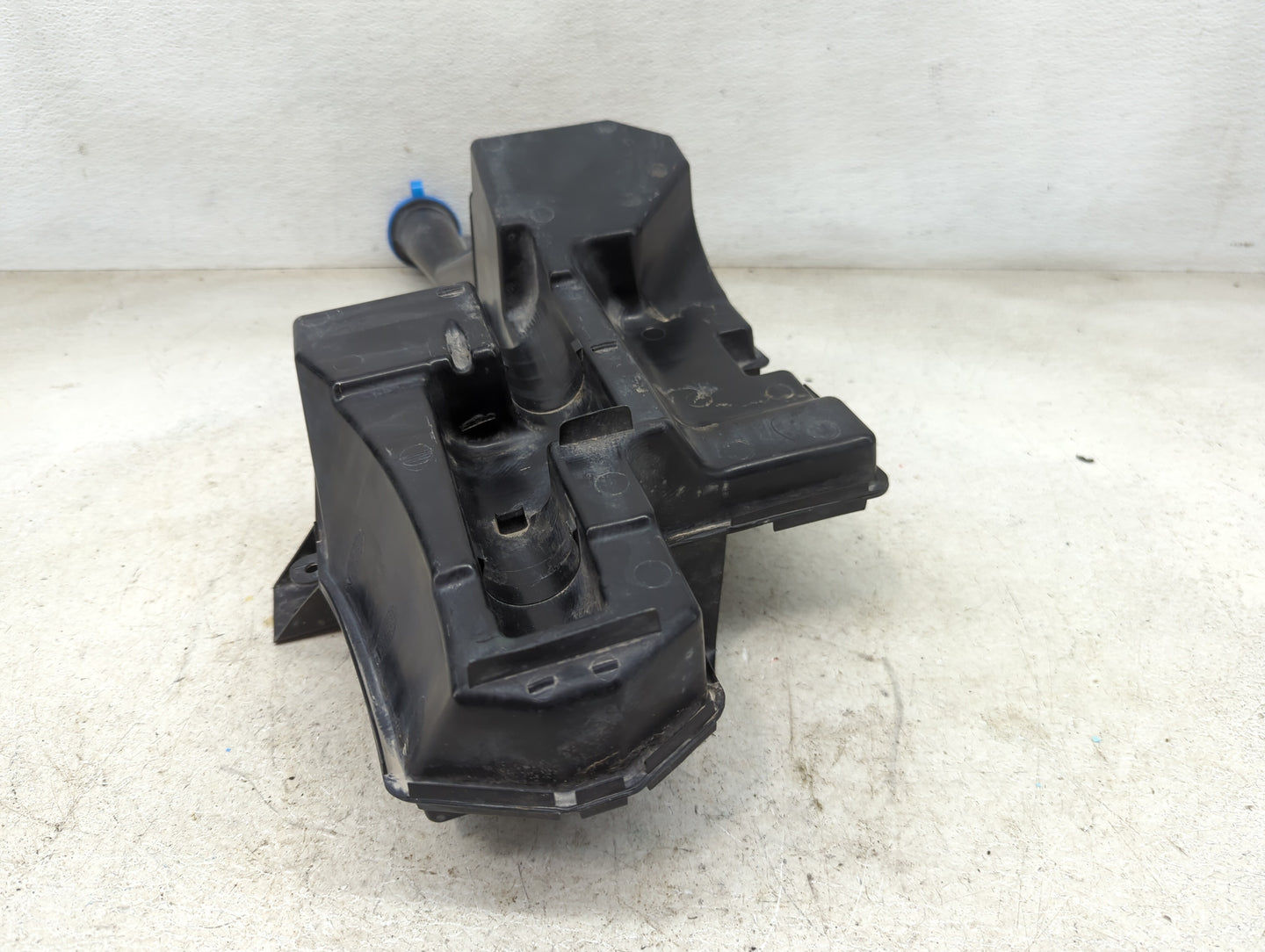 2016-2022 Honda Pilot Windshield Washer Fluid Reservoir Bottle Oem - Oemusedautoparts1.com