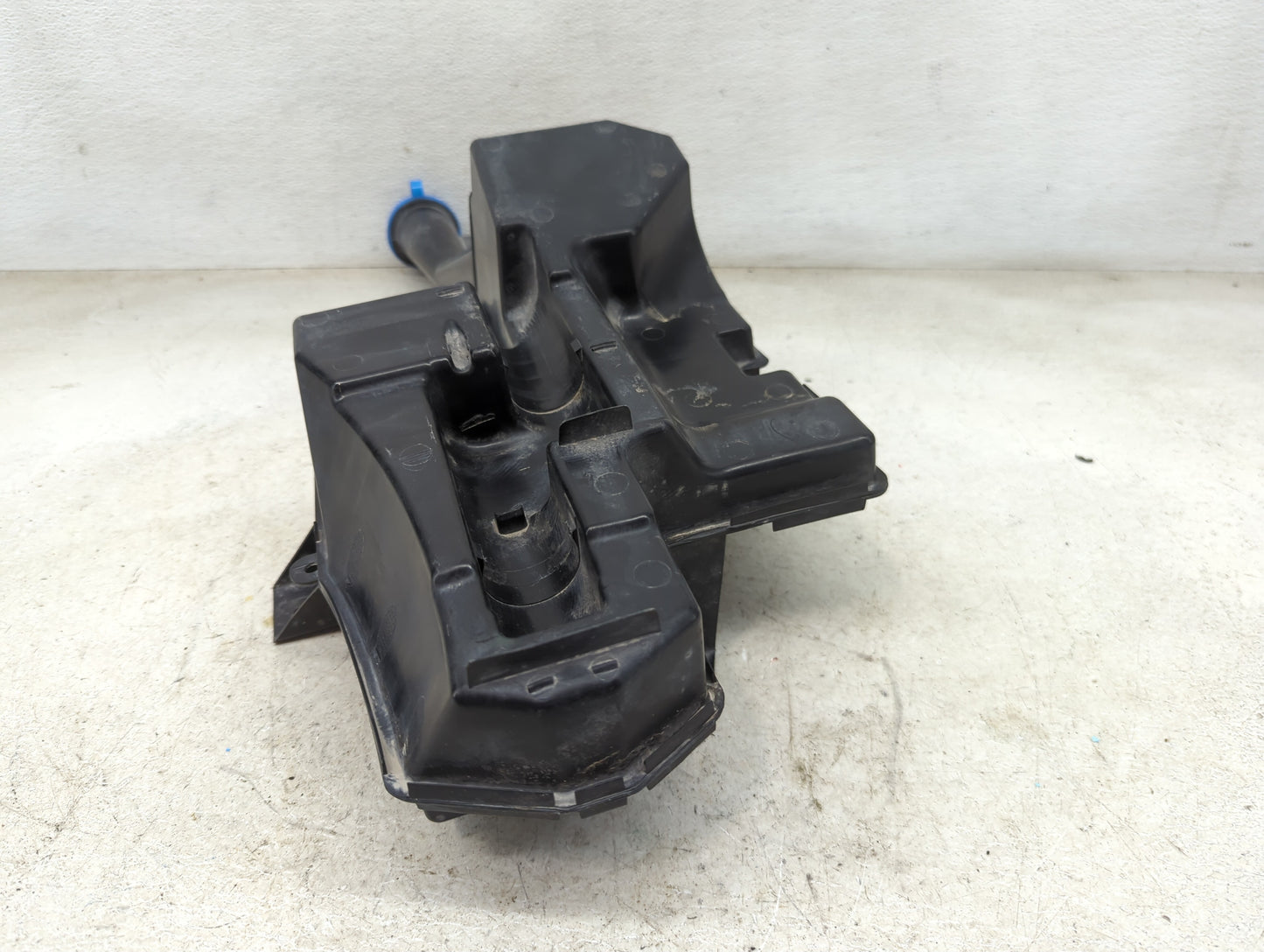 2016-2022 Honda Pilot Windshield Washer Fluid Reservoir Bottle Oem - Oemusedautoparts1.com