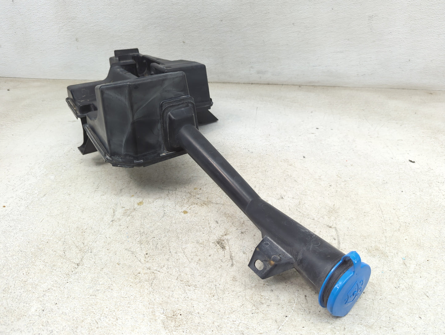 2016-2022 Honda Pilot Windshield Washer Fluid Reservoir Bottle Oem - Oemusedautoparts1.com
