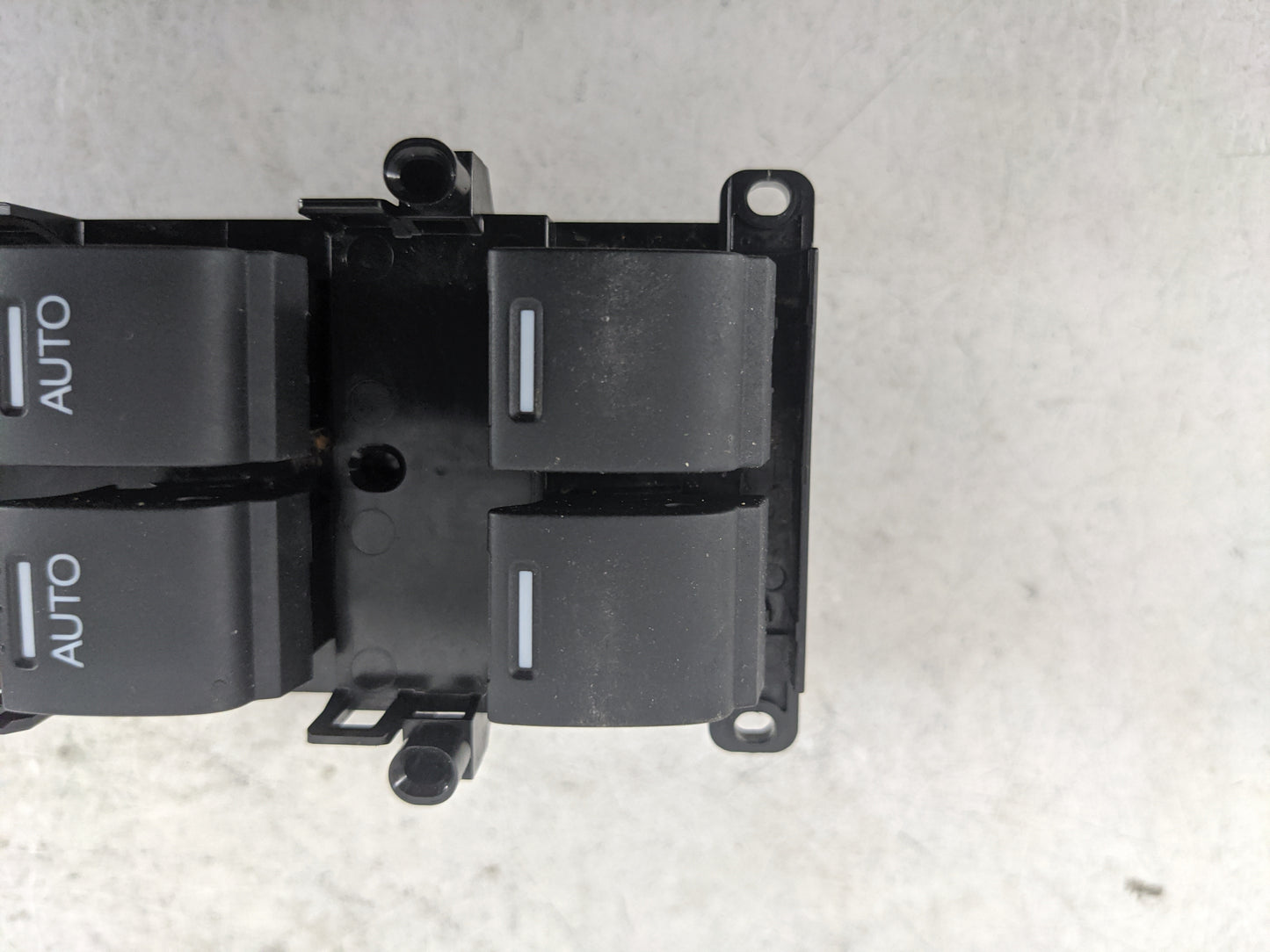 2016-2018 Honda Pilot Master Power Window Switch Replacement Driver Side Left P/N:35750TG7A311M1 SANWD1043B Fits OEM Used Au