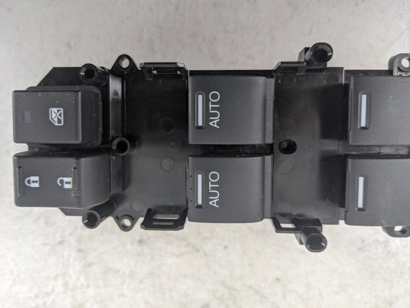 2016-2018 Honda Pilot Master Power Window Switch Replacement Driver Side Left P/N:35750TG7A311M1 SANWD1043B Fits OEM Used Au