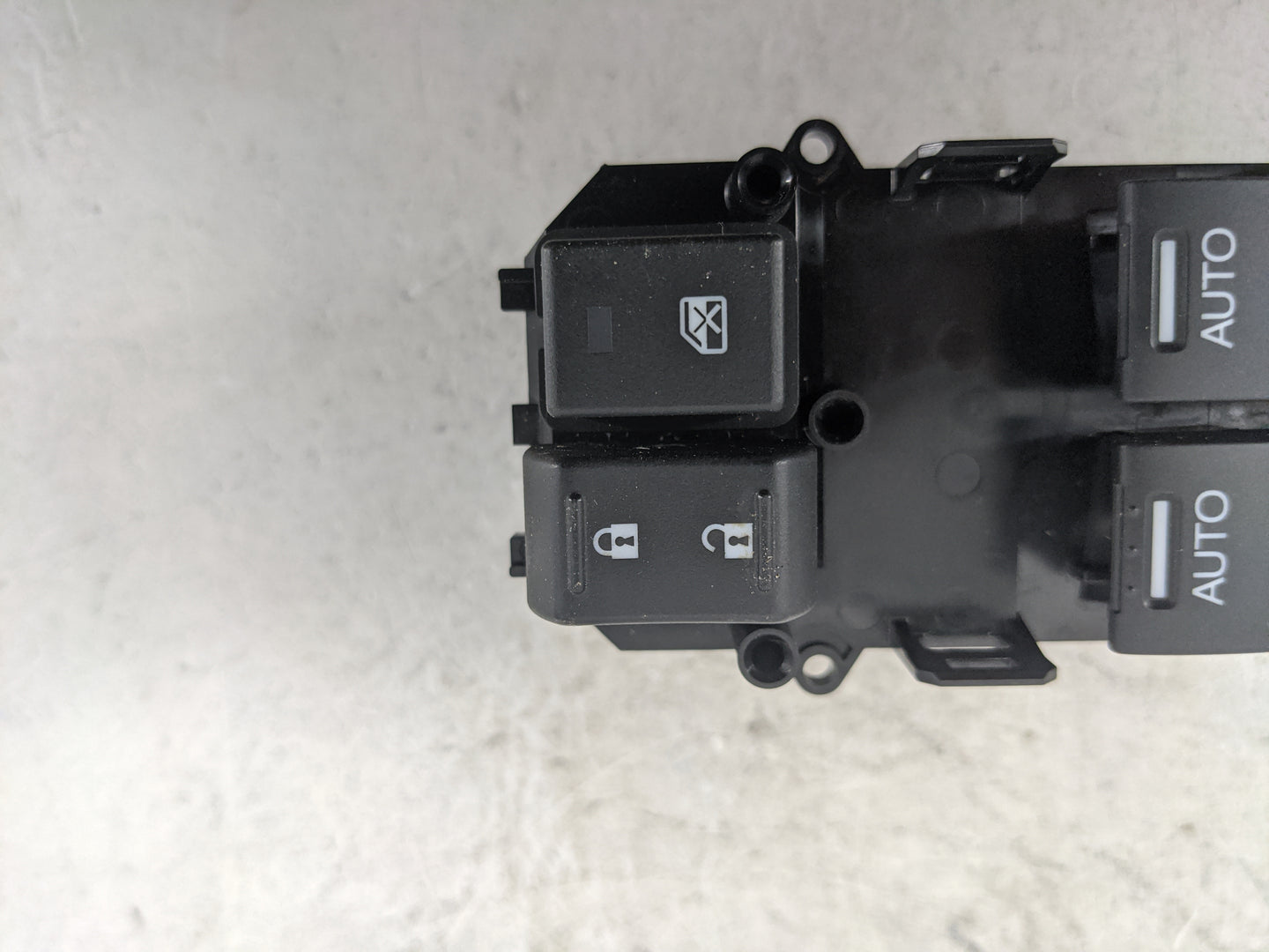 2016-2018 Honda Pilot Master Power Window Switch Replacement Driver Side Left P/N:35750TG7A311M1 SANWD1043B Fits OEM Used Au