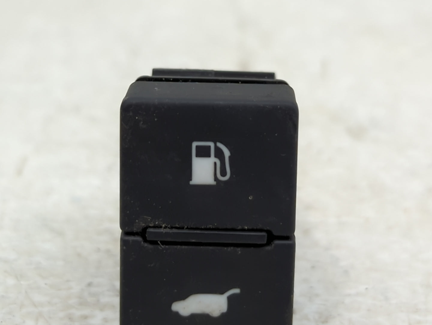 2016-2018 Honda Pilot Master Power Window Switch Replacement Driver Side Left P/N:M51686 Fits Fits 2016 2017 2018 OEM Used A