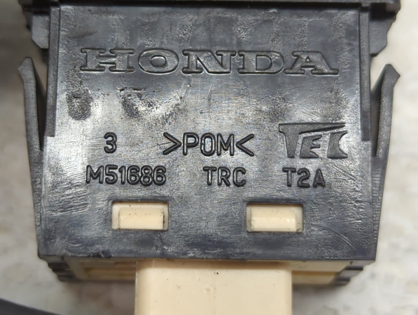 2016-2018 Honda Pilot Master Power Window Switch Replacement Driver Side Left P/N:M51686 Fits Fits 2016 2017 2018 OEM Used A