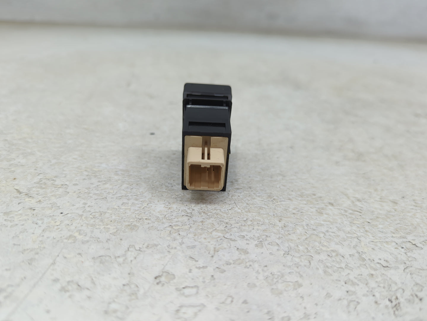 2016-2018 Honda Pilot Master Power Window Switch Replacement Driver Side Left P/N:M51686 Fits Fits 2016 2017 2018 OEM Used A