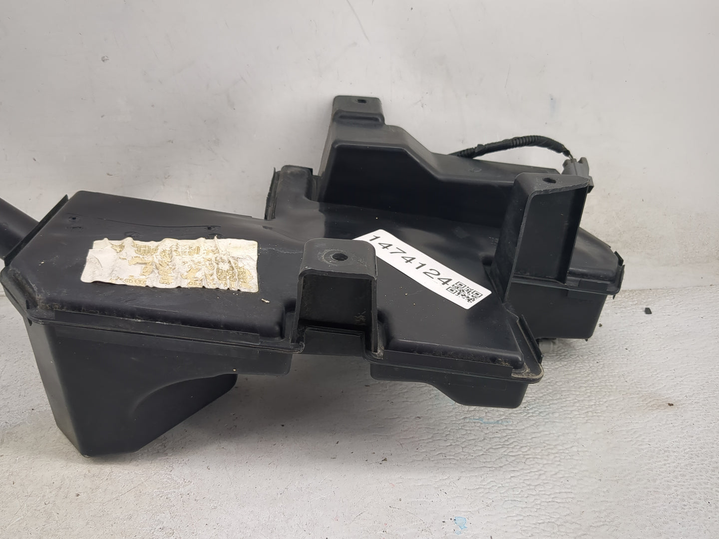 2016-2022 Honda Pilot Windshield Washer Fluid Reservoir Bottle Oem 1474124 - Oemusedautoparts1.com