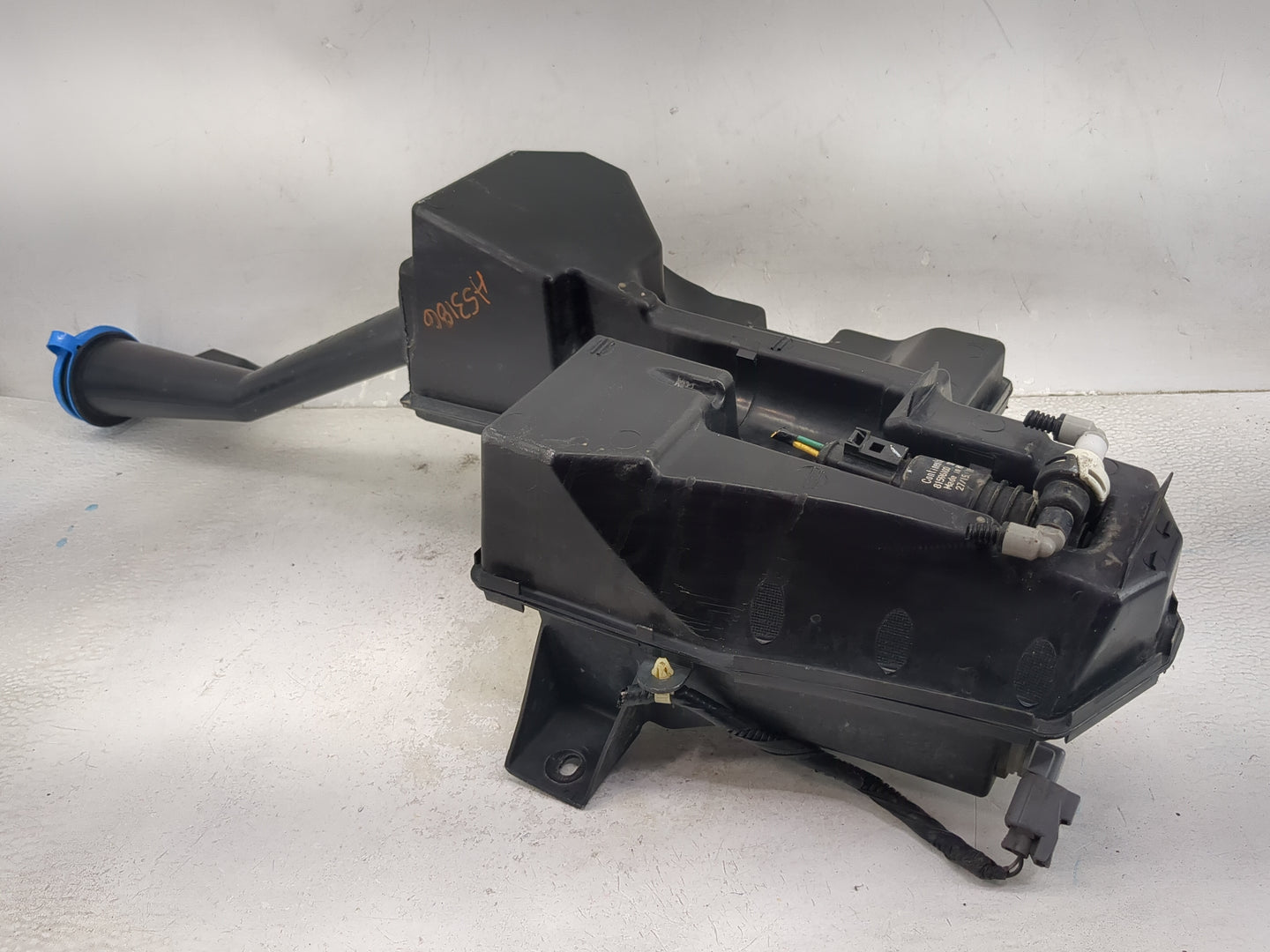 2016-2022 Honda Pilot Windshield Washer Fluid Reservoir Bottle Oem 1474124 - Oemusedautoparts1.com