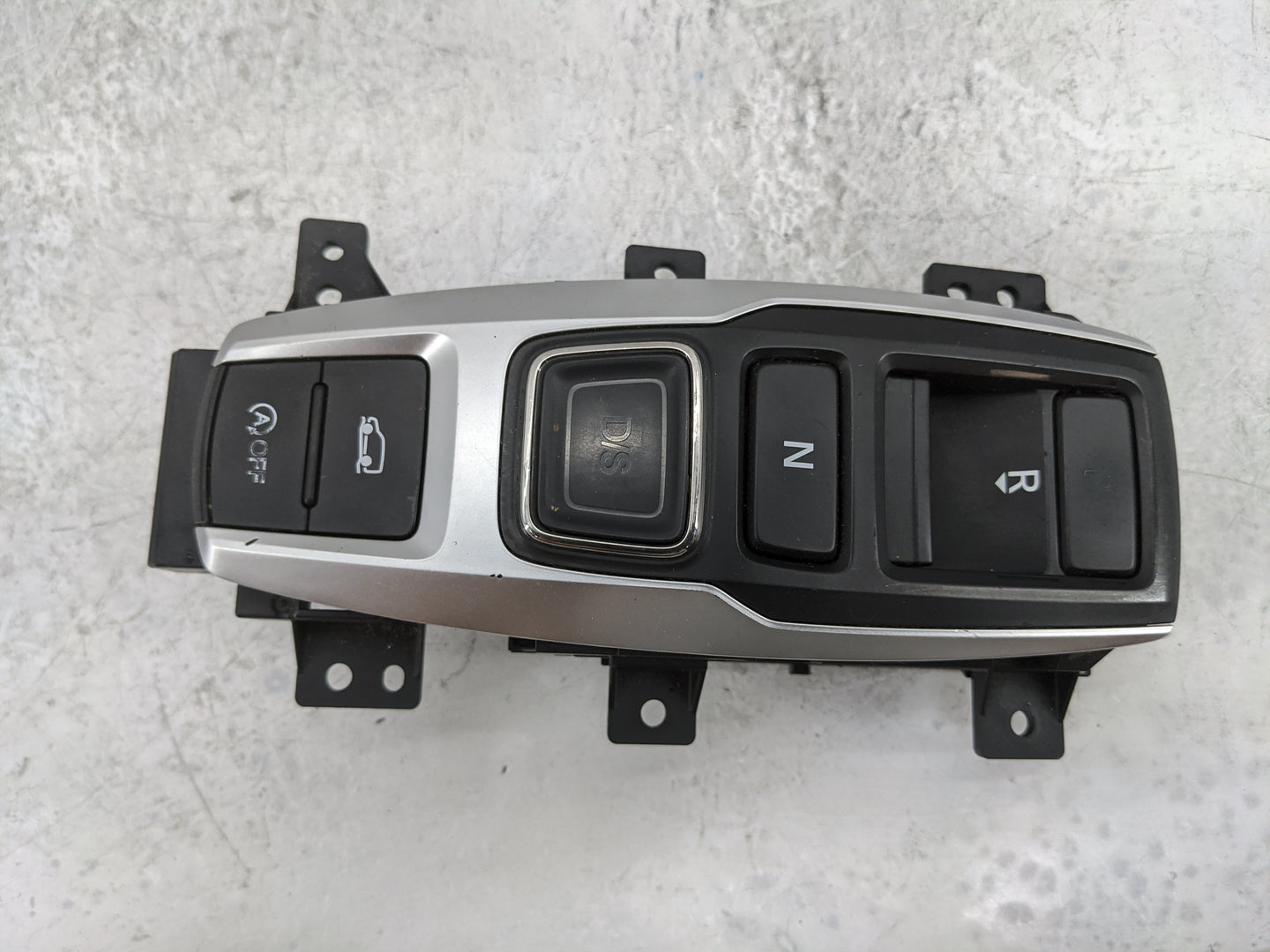 2016 Honda Pilot Floor Console Assembly Shifter - Oemusedautoparts1.com