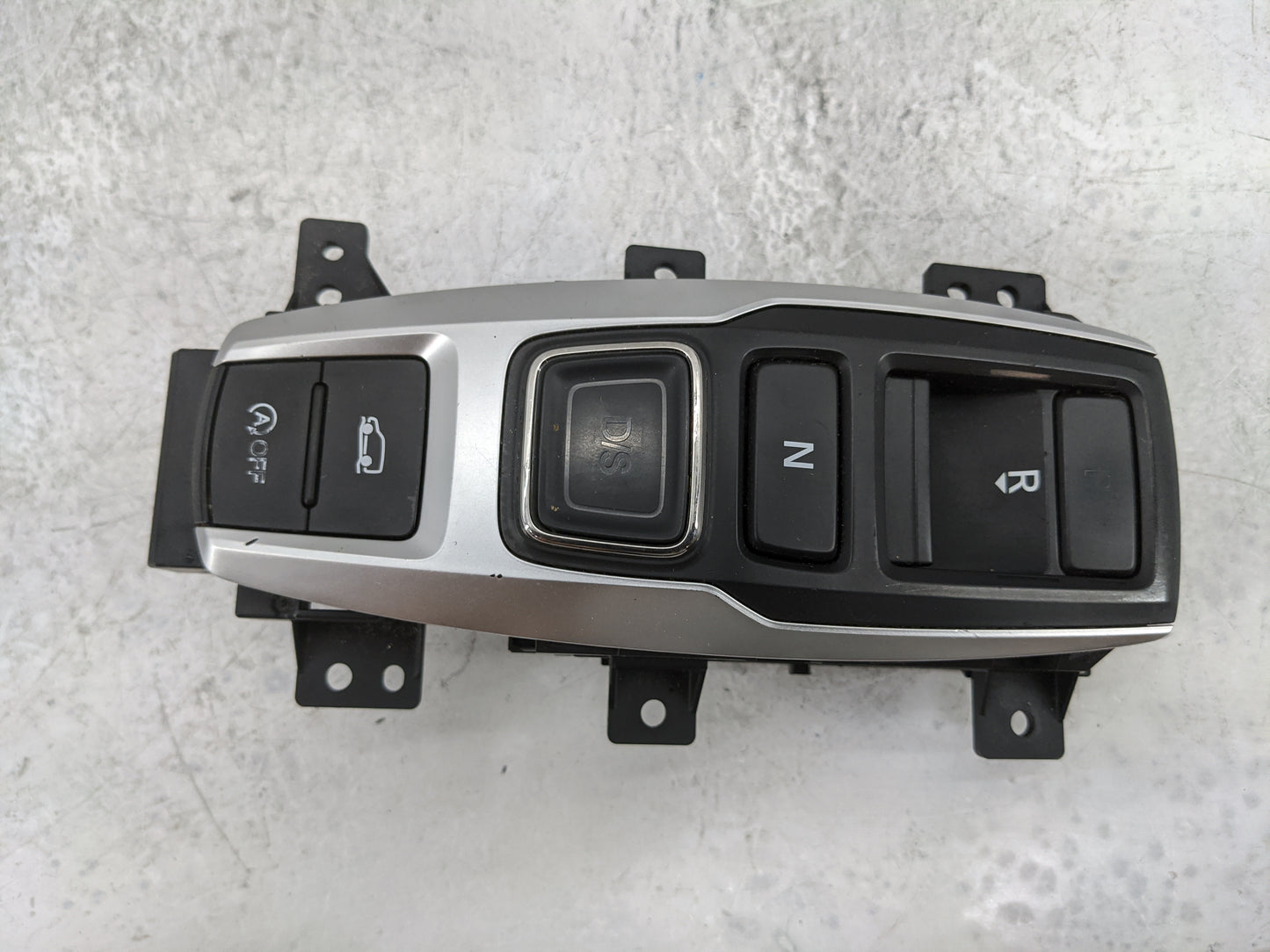 2016 Honda Pilot Floor Console Assembly Shifter - Oemusedautoparts1.com