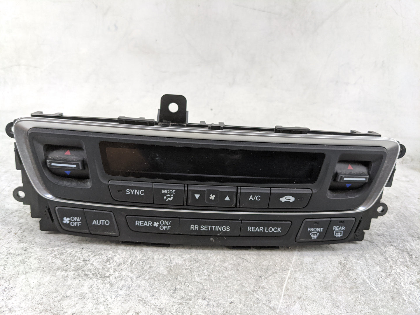 2016-2018 Honda Pilot Climate Control Module Temperature AC/Heater Replacement P/N:79600TG7A410M1 Fits Fits 2016 2017 2018 O