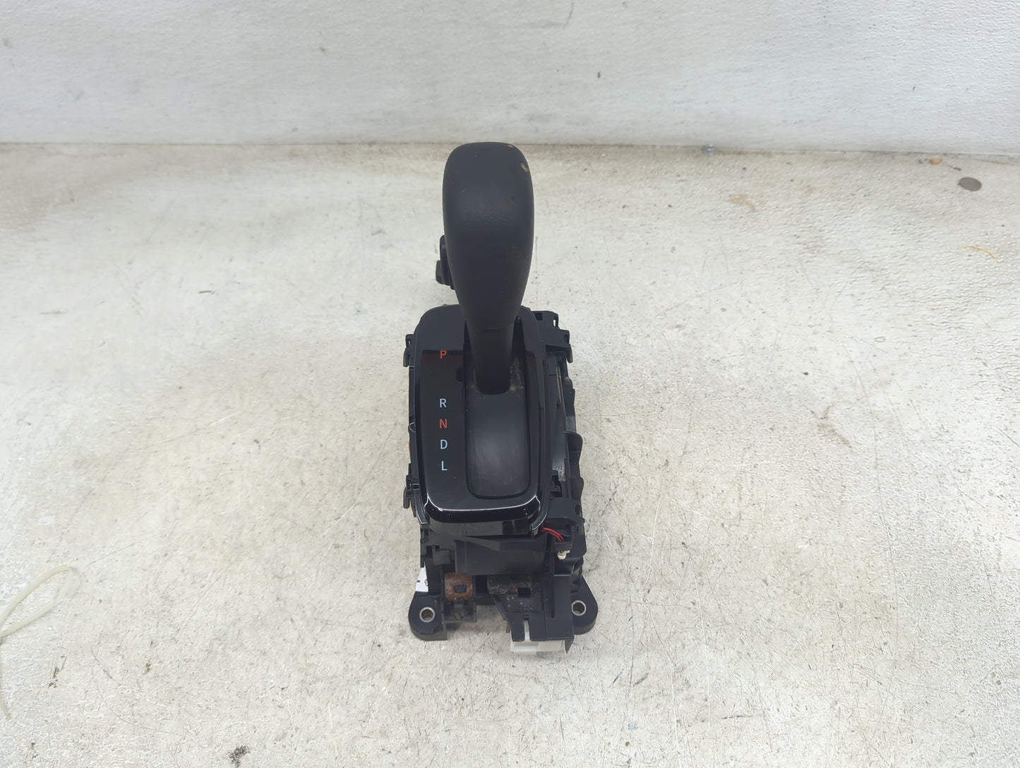 2016 Honda Pilot Floor Console Assembly Shifter 1480494 - Oemusedautoparts1.com