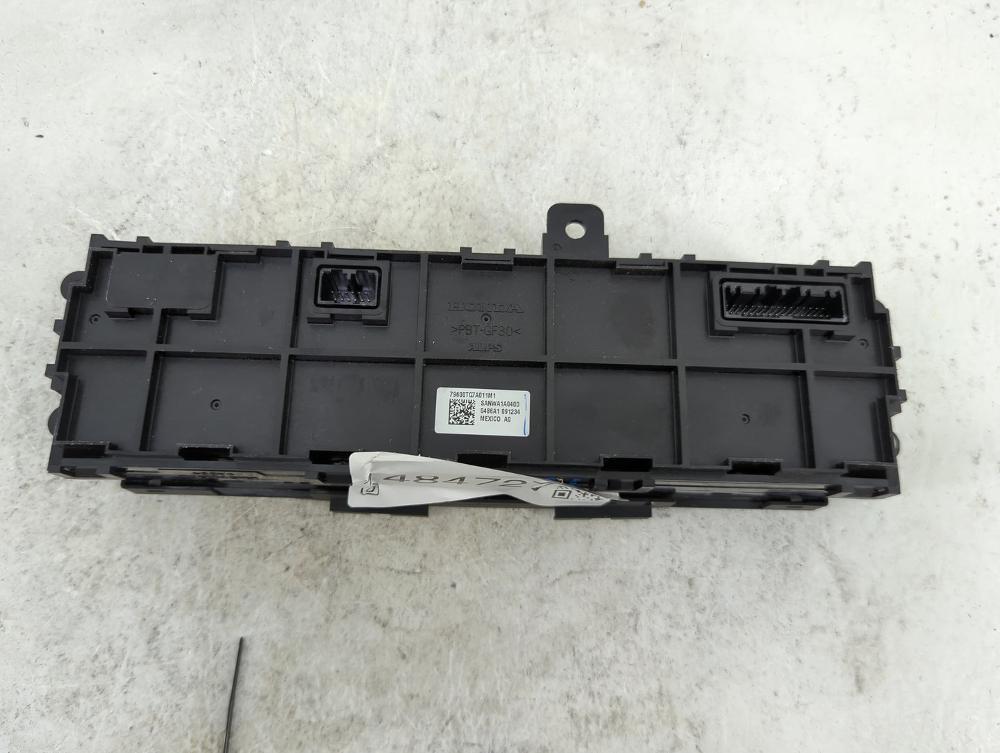 2016-2018 Honda Pilot Climate Control Module Temperature AC/Heater Replacement P/N:79600TG7A011M1 SANWA1A040D Fits OEM Used 