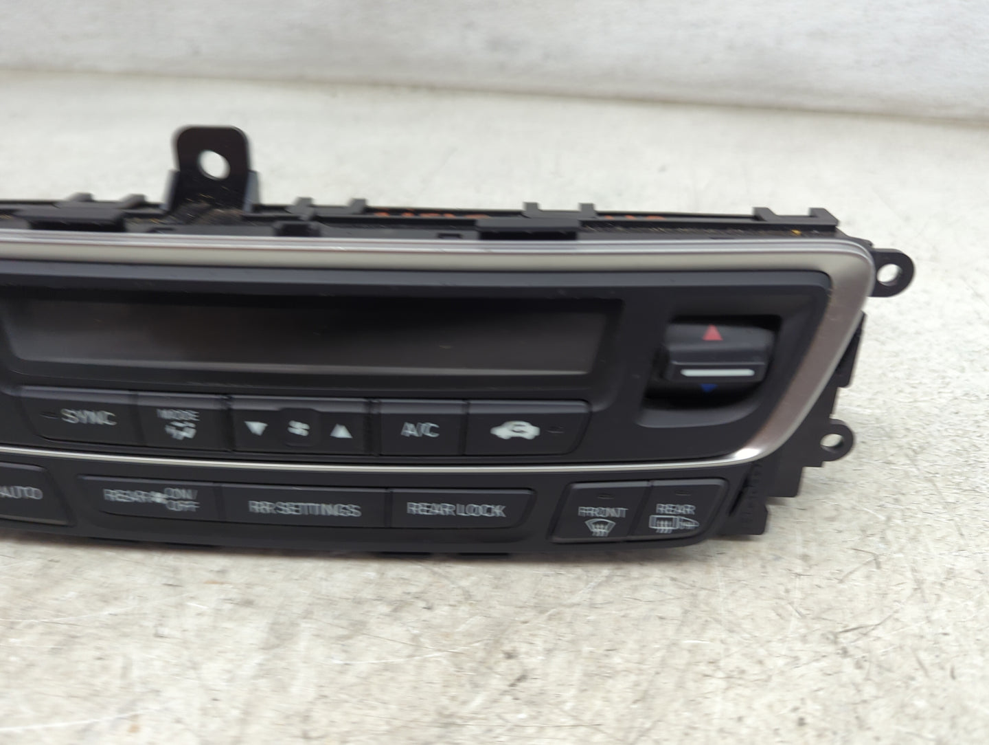 2016-2018 Honda Pilot Climate Control Module Temperature AC/Heater Replacement P/N:79600T6ZA610M1 5ANW42A2700 Fits OEM Used 