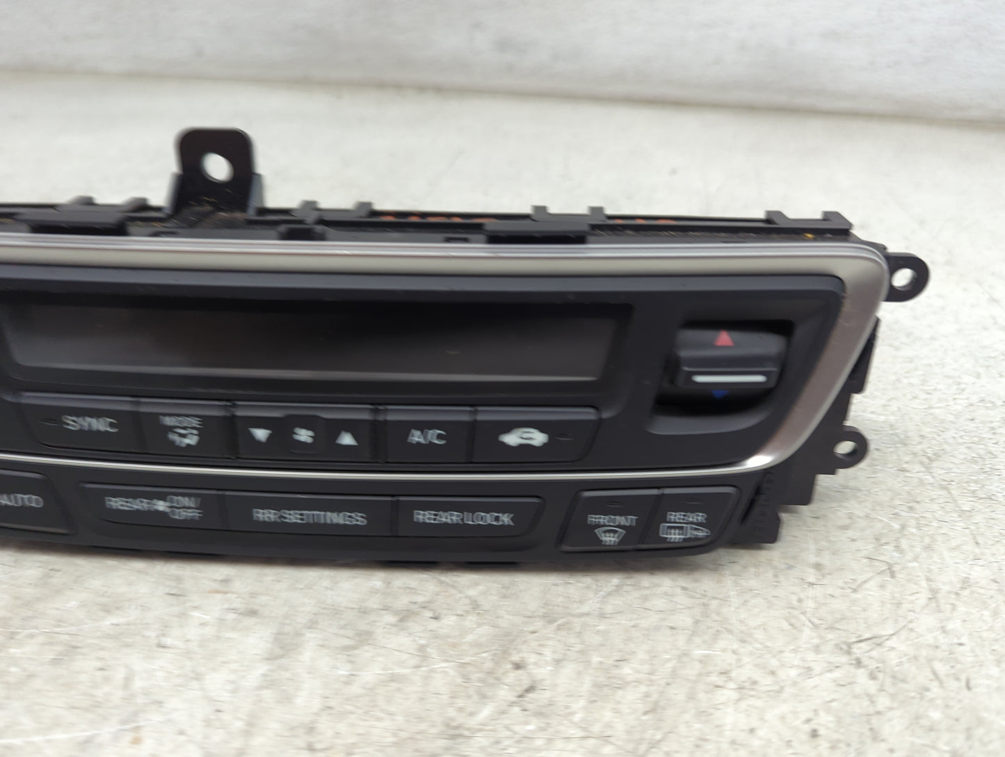 2016-2018 Honda Pilot Climate Control Module Temperature AC/Heater Replacement P/N:79600T6ZA610M1 5ANW42A2700 Fits OEM Used 