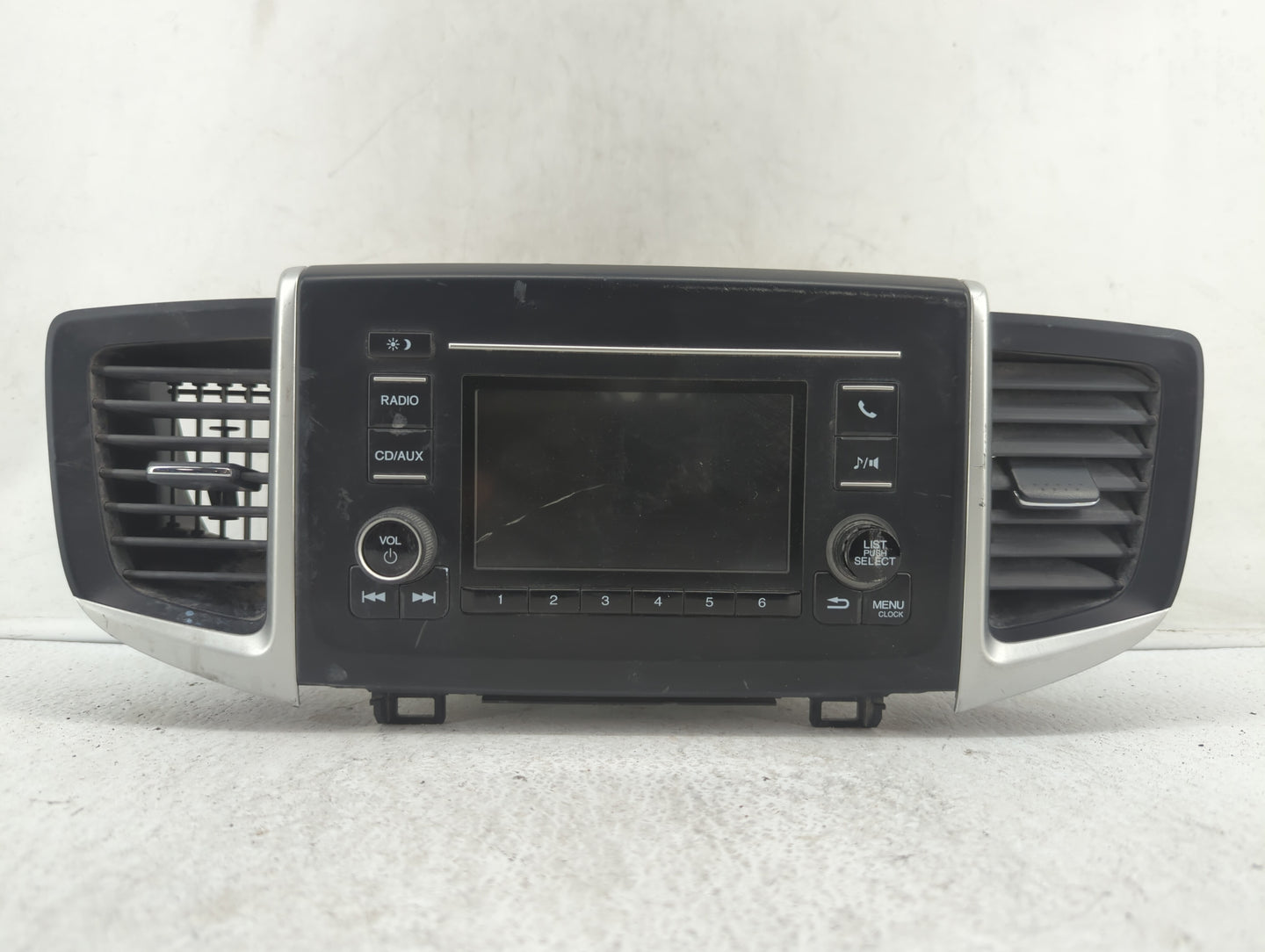 2016-2019 Honda Pilot Am Fm Cd Player Radio Receiver - Oemusedautoparts1.com
