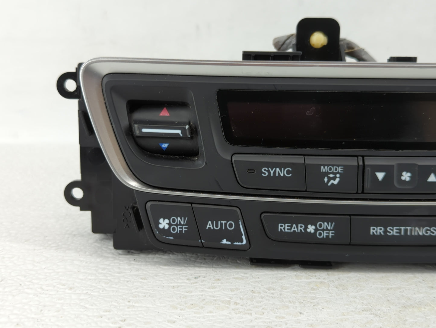 2016-2018 Honda Pilot Climate Control Module Temperature AC/Heater Replacement P/N:79600TG7A611M1 79600TG7A610M1 Fits OEM Us