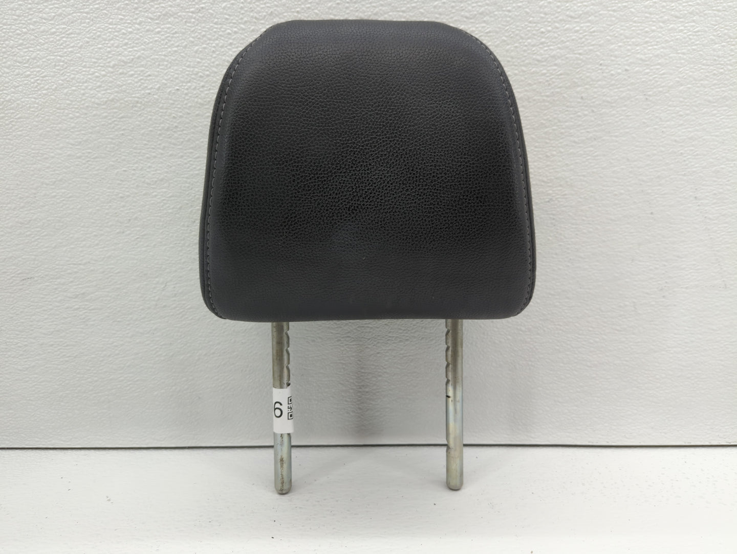 2016-2018 Honda Pilot Headrest Head Rest Front Driver Passenger Seat - Oemusedautoparts1.com