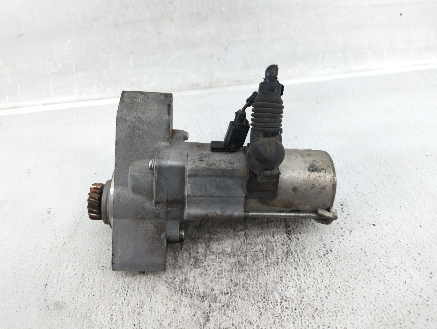 2016-2022 Honda Pilot Car Starter Motor Solenoid OEM P/N:SM-77002 Fits Fits 2015 2016 2017 2018 2019 2020 2021 2022 OEM Used