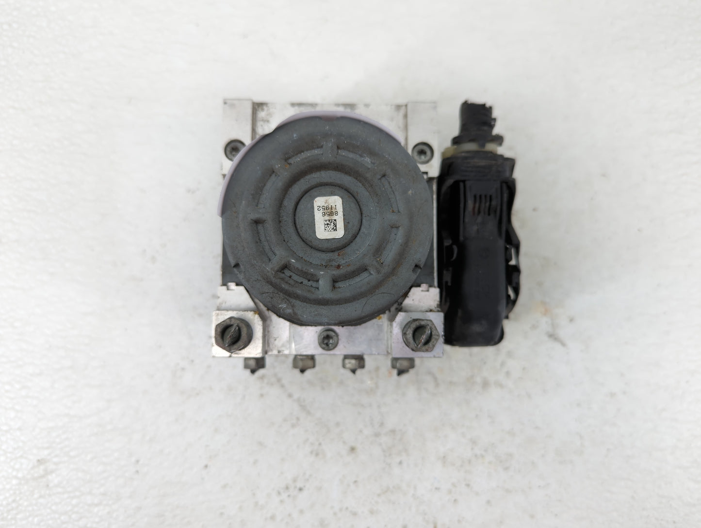 2016-2018 Honda Pilot ABS Pump Control Module Replacement P/N:57110TG7 A020M1 Fits Fits 2016 2017 2018 OEM Used Auto Parts -