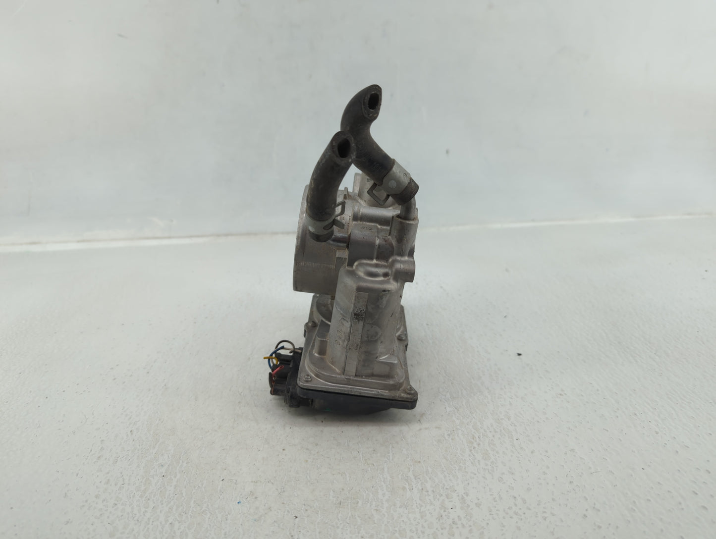 2016-2021 Honda Pilot Throttle Body P/N:35100-2E000 Fits Fits 2016 2017 2018 2019 2020 2021 OEM Used Auto Parts - Oemusedaut