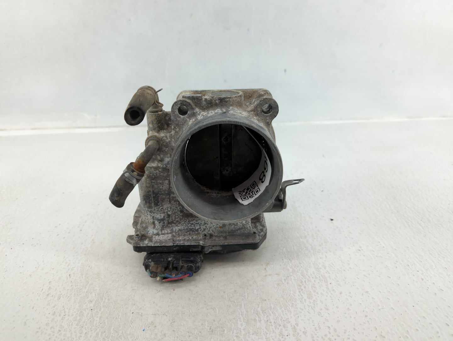 2016-2021 Honda Pilot Throttle Body P/N:60128 GMF6B Fits Fits 2016 2017 2018 2019 2020 2021 OEM Used Auto Parts - Oemusedaut