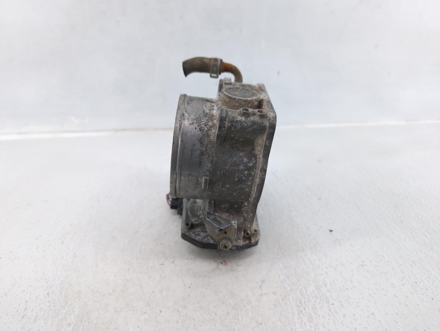 2016-2021 Honda Pilot Throttle Body P/N:60128 GMF6B Fits Fits 2016 2017 2018 2019 2020 2021 OEM Used Auto Parts - Oemusedaut