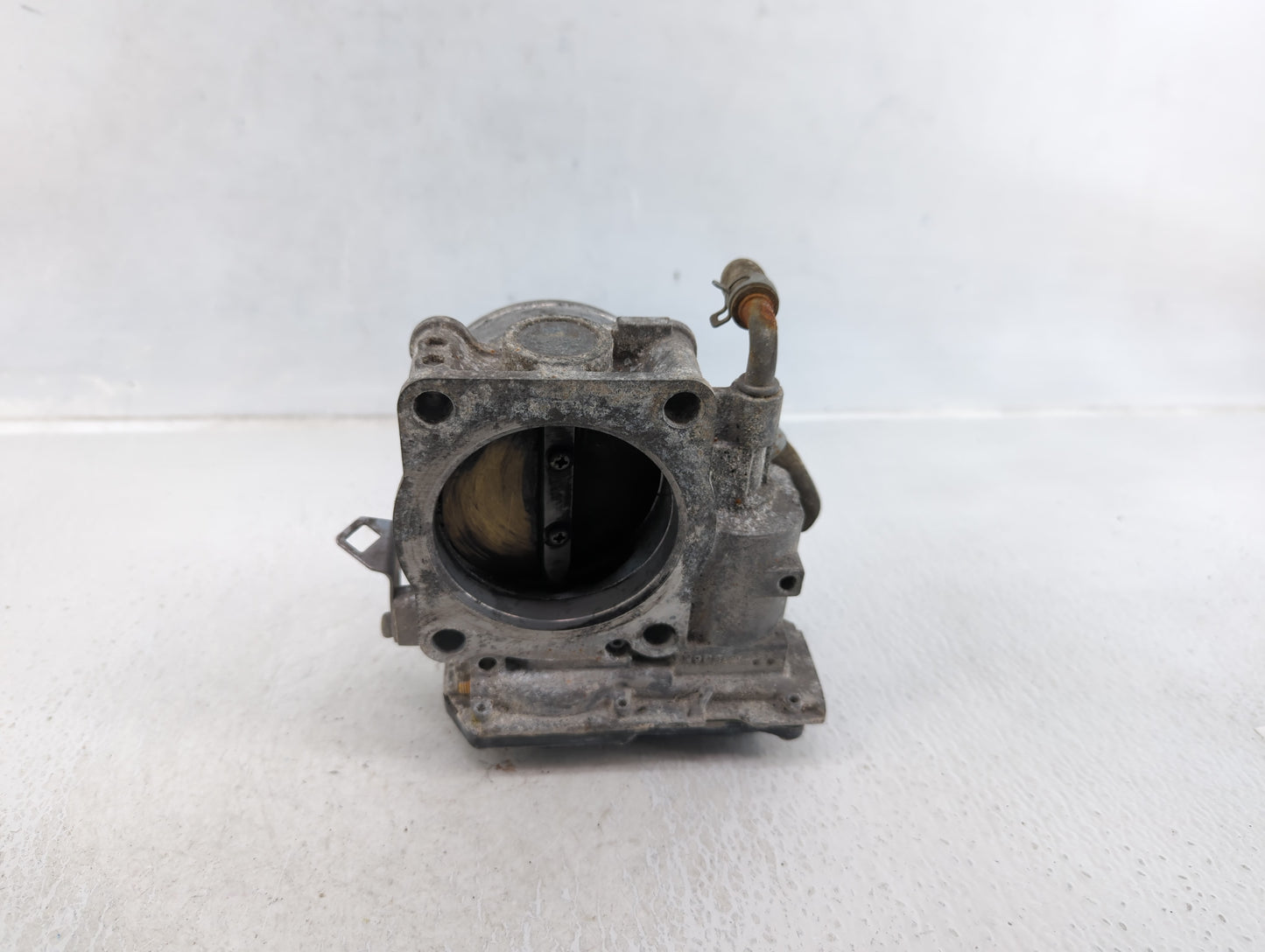 2016-2021 Honda Pilot Throttle Body P/N:60128 GMF6B Fits Fits 2016 2017 2018 2019 2020 2021 OEM Used Auto Parts - Oemusedaut