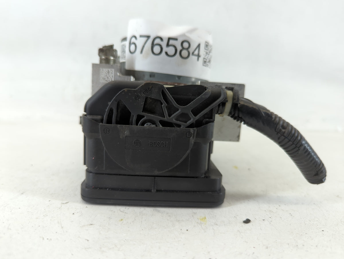 2016-2018 Honda Pilot Anti-Lock Brake ABS Pump Module Actuator OEM P/N:A030M1 57110TG8 Fits Fits 2016 2017 2018 OEM Used Aut