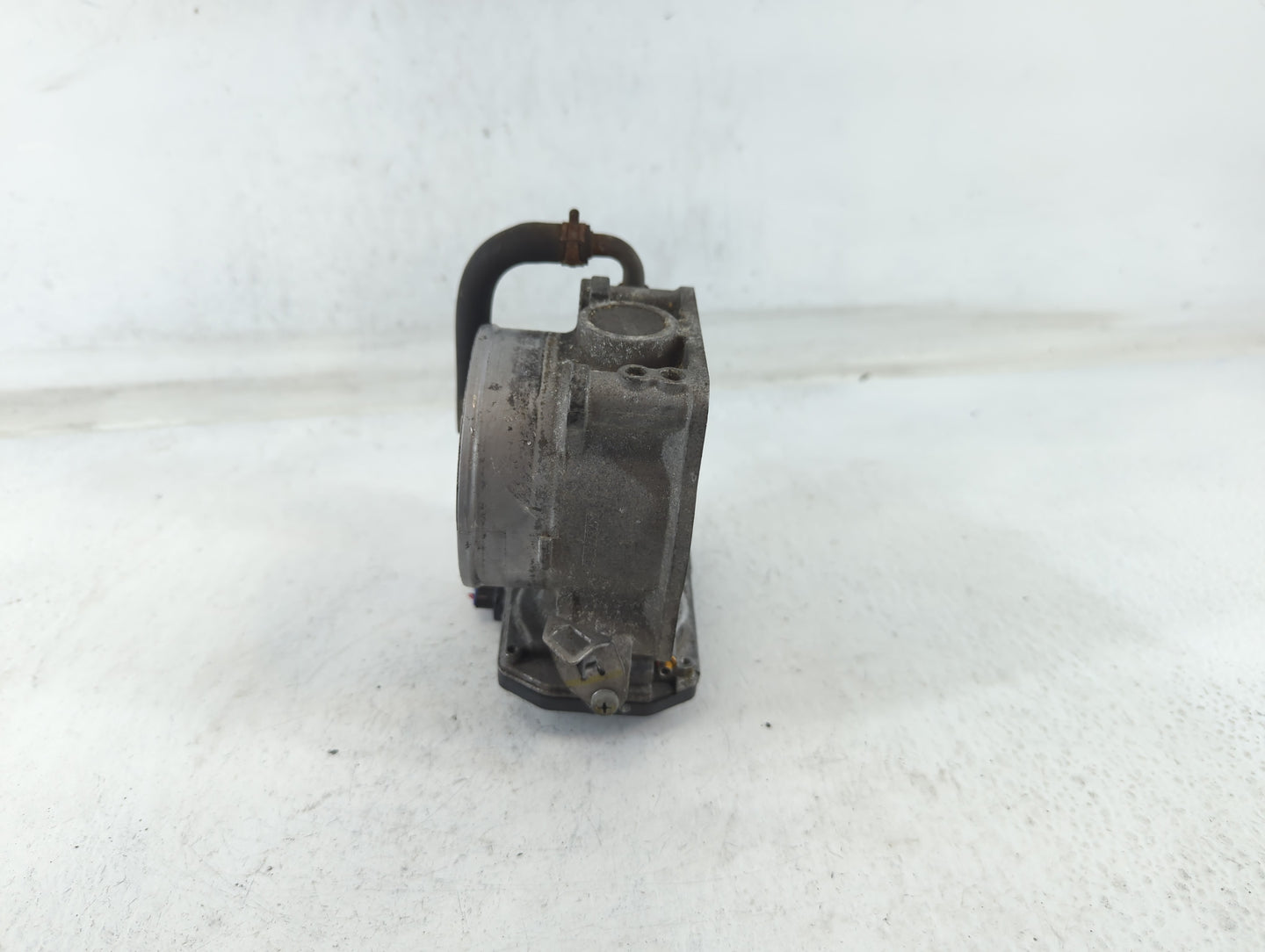 2016-2021 Honda Pilot Throttle Body P/N:GM1 61 M50821, 832788 Fits Fits 2016 2017 2018 2019 2020 2021 OEM Used Auto Parts - 