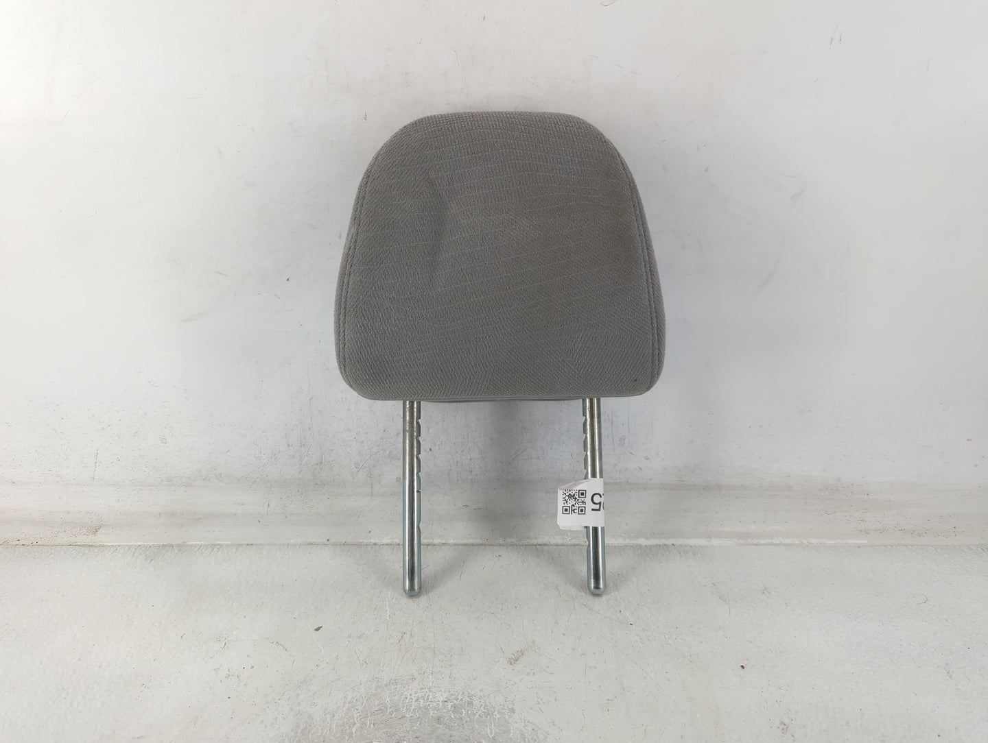 2016-2016 Honda Pilot Headrest Head Rest Front Driver Passenger Seat Grey - Oemusedautoparts1.com