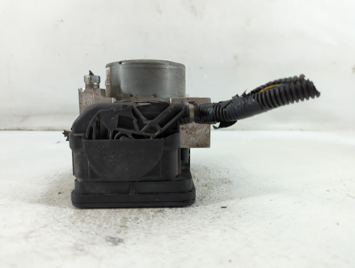 2016-2018 Honda Pilot Anti-Lock Brake ABS Pump Module Actuator OEM P/N:57110TG7 A130M1 Fits Fits 2016 2017 2018 OEM Used Aut
