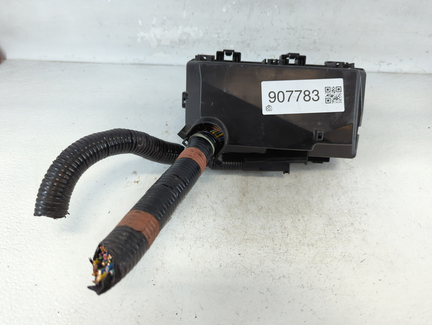 2016-2018 Honda Pilot Fusebox Fuse Box Panel Relay Module P/N:TG7 A010 A0 Fits Fits 2016 2017 2018 OEM Used Auto Parts - Oem