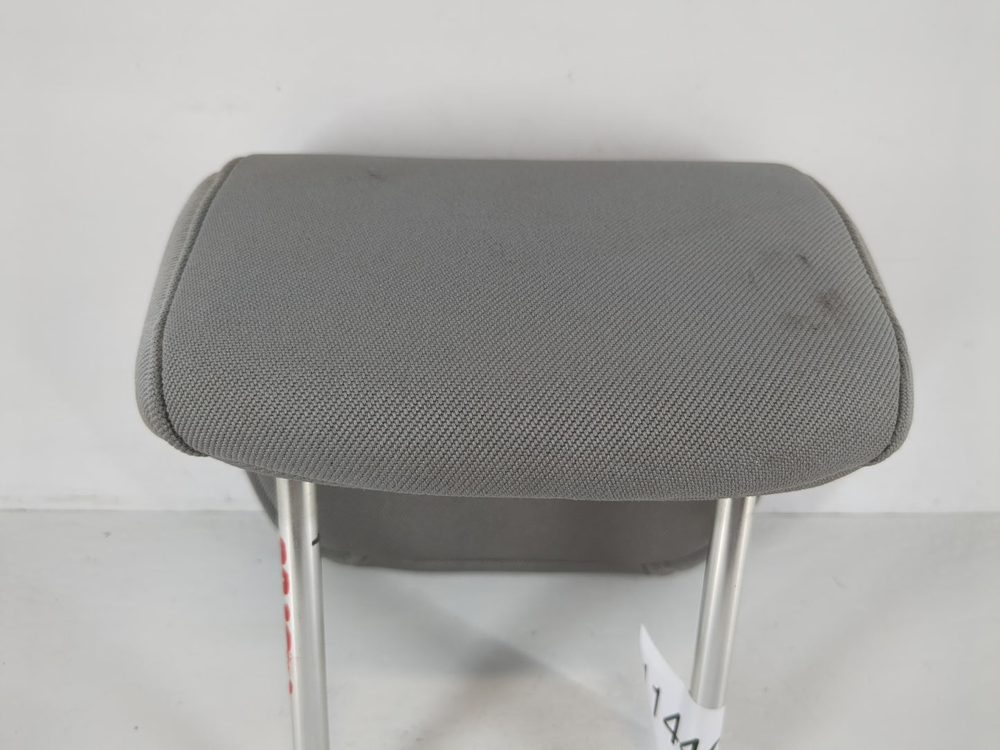 2015-2017 Hyundai Accent Headrest Head Rest Front Driver Passenger Seat Fits Fits 2015 2016 2017 OEM Used Auto Parts - Oemus