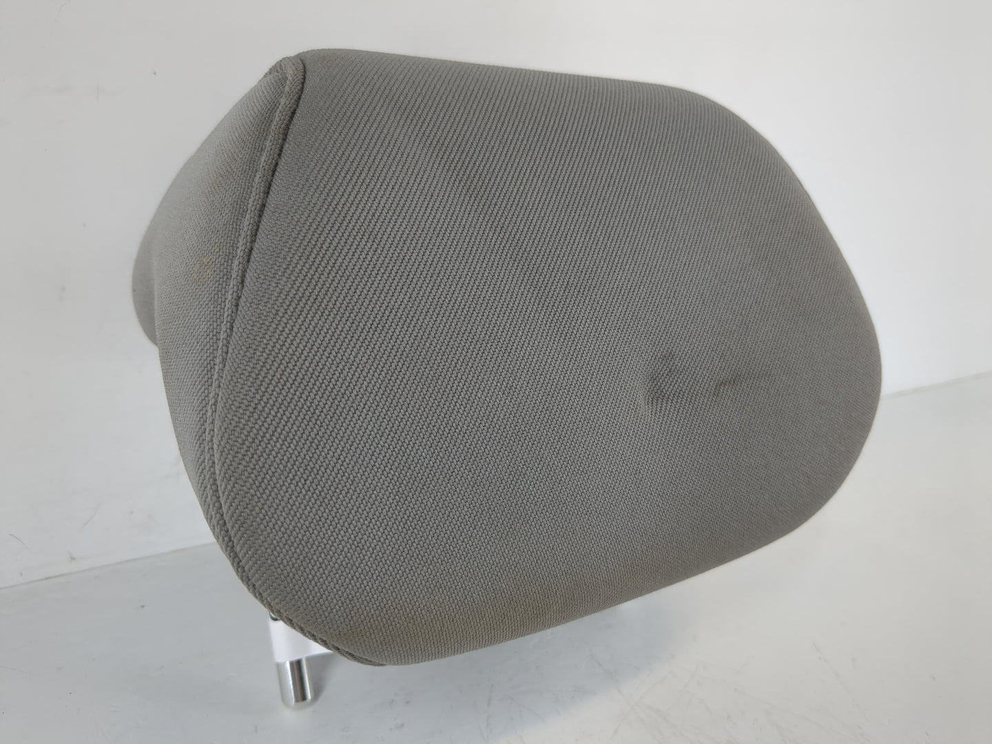 2015-2017 Hyundai Accent Headrest Head Rest Front Driver Passenger Seat Fits Fits 2015 2016 2017 OEM Used Auto Parts - Oemus