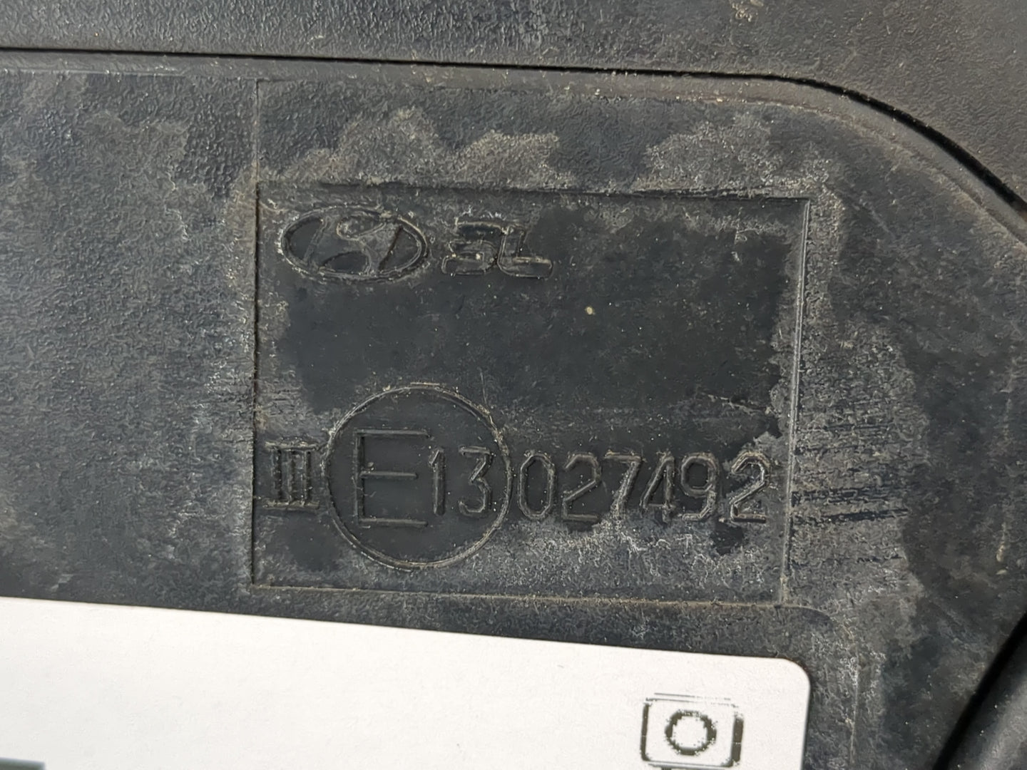 2012-2017 Hyundai Accent Driver Side View Mirror - Left Door Mirror OEM Used - Oemusedautoparts1.com