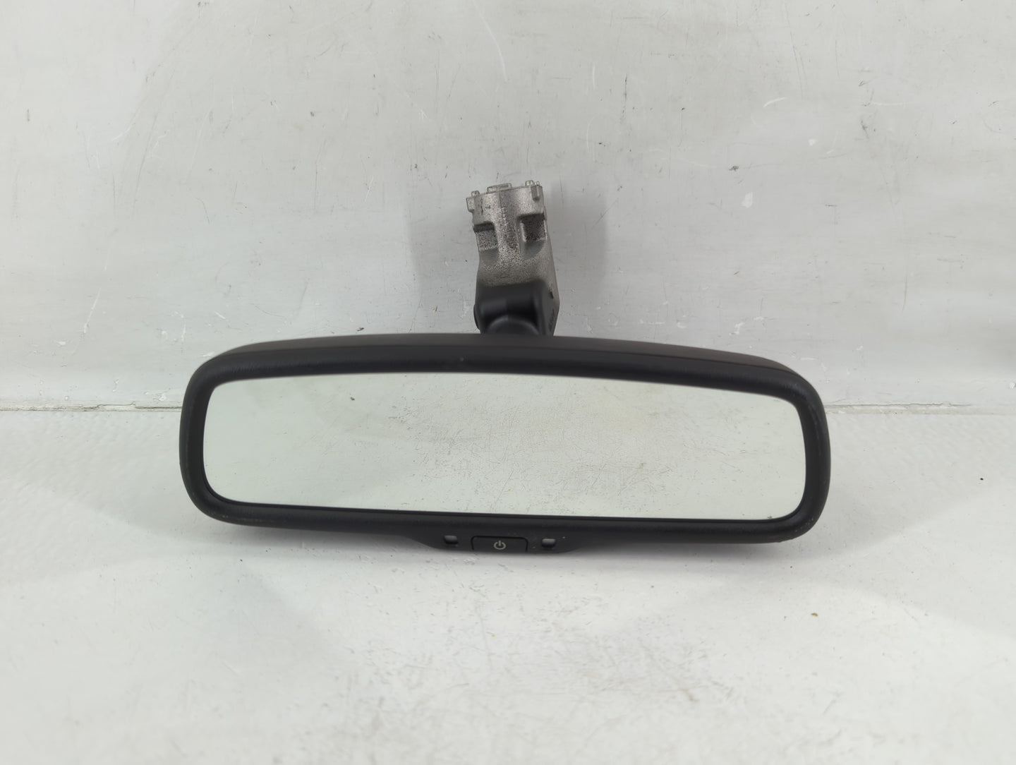 2012-2017 Hyundai Accent Interior Rear View Mirror Replacement OEM P/N:E11038303 Fits OEM Used Auto Parts - Oemusedautoparts