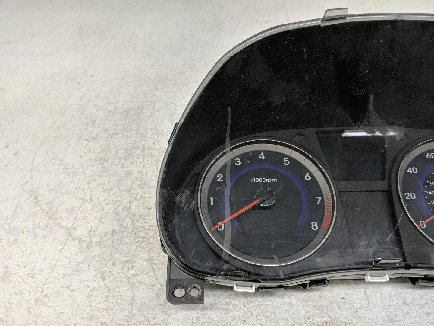 2015-2017 Hyundai Accent Instrument Cluster Speedometer Gauges P/N:94021-1R530 Fits Fits 2015 2016 2017 OEM Used Auto Parts 