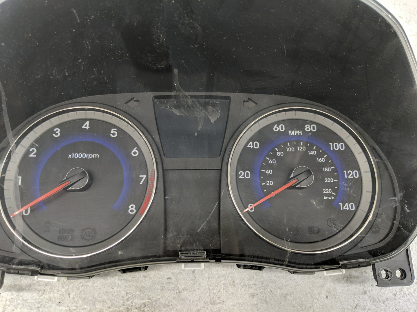 2015-2017 Hyundai Accent Instrument Cluster Speedometer Gauges P/N:94021-1R530 Fits Fits 2015 2016 2017 OEM Used Auto Parts 