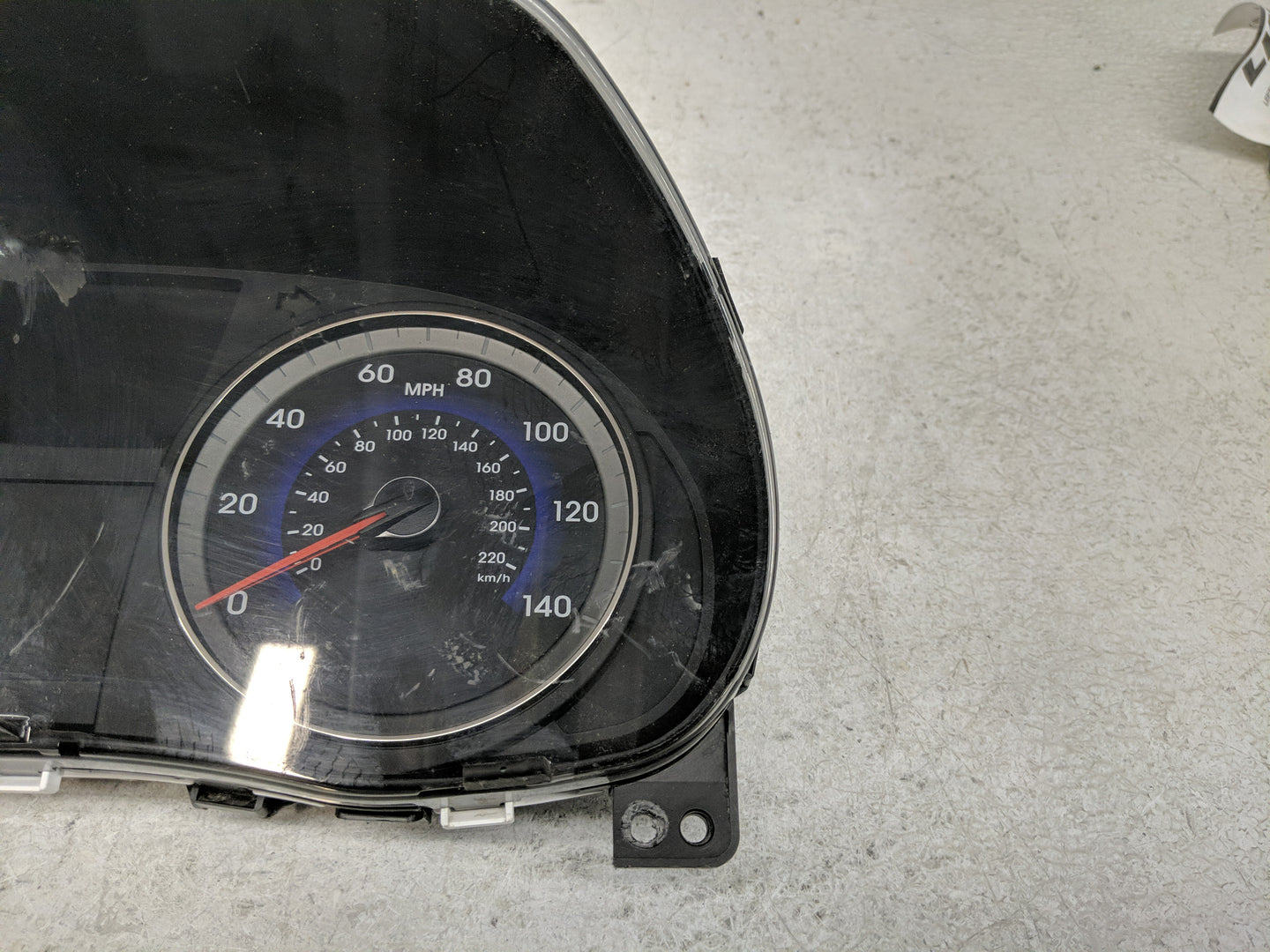 2015-2017 Hyundai Accent Instrument Cluster Speedometer Gauges P/N:94021-1R530 Fits Fits 2015 2016 2017 OEM Used Auto Parts 