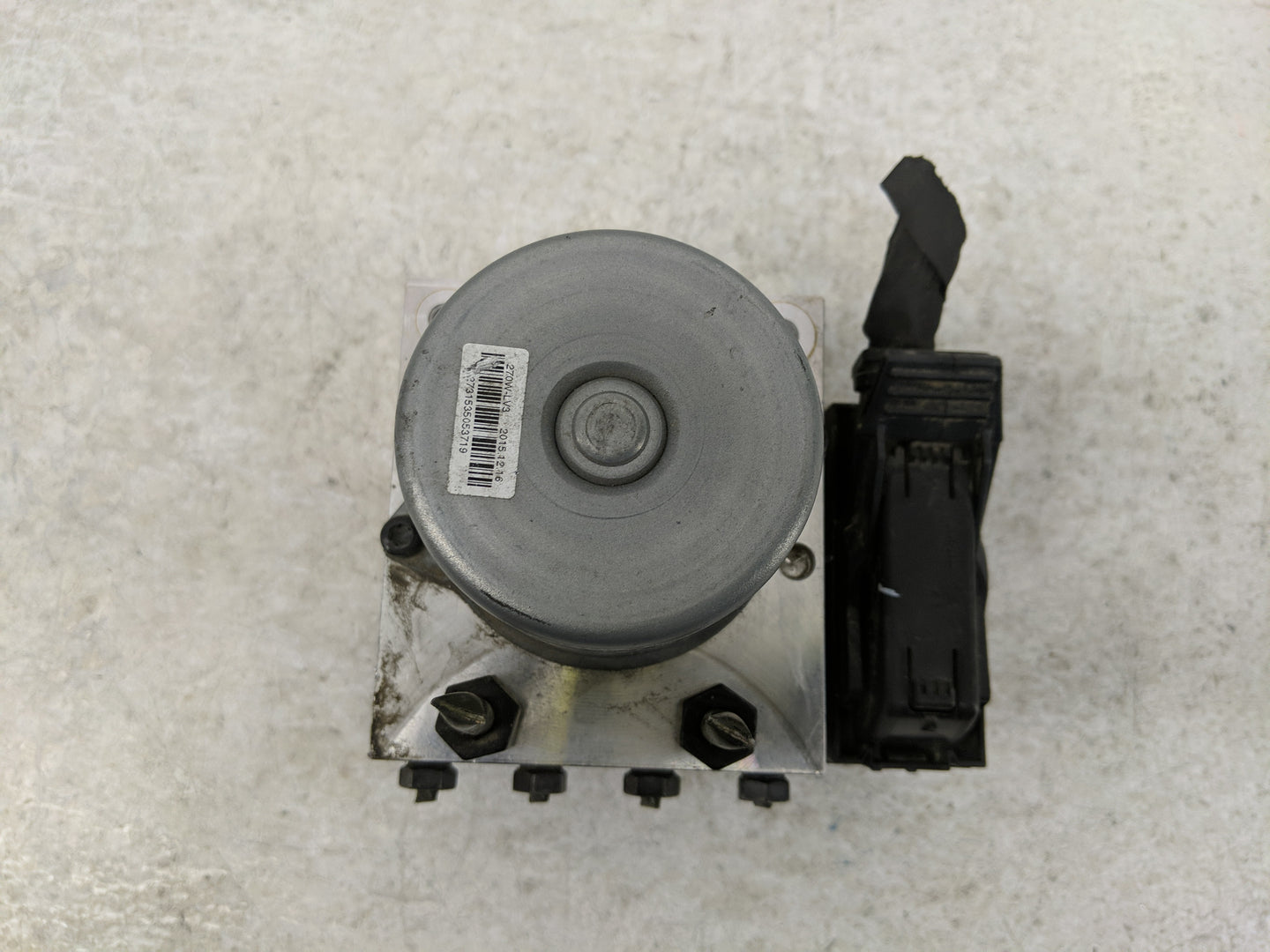 2015-2017 Hyundai Accent ABS Pump Control Module Replacement P/N:58920-1R460 Fits Fits 2015 2016 2017 OEM Used Auto Parts - 