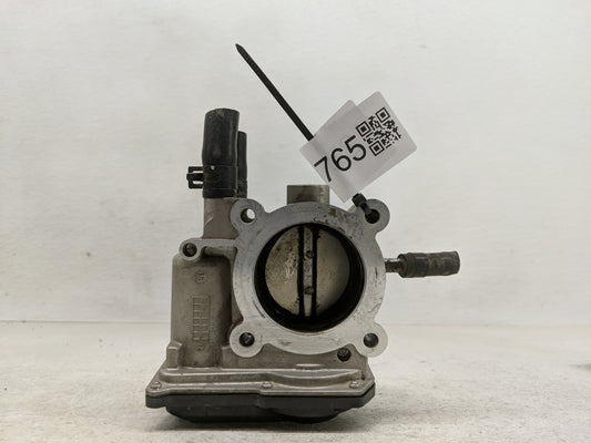 2012-2019 Hyundai Accent Throttle Body P/N:35100-2B300 Fits Fits 2012 2013 2014 2015 2016 2017 2018 2019 OEM Used Auto Parts