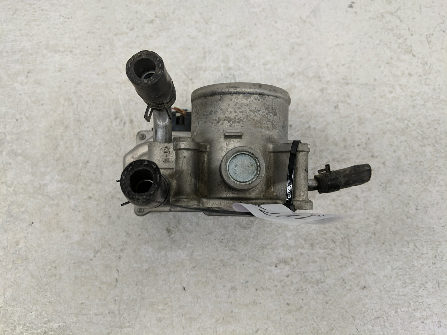 2012-2019 Hyundai Accent Throttle Body P/N:35100-2B300 Fits Fits 2012 2013 2014 2015 2016 2017 2018 2019 OEM Used Auto Parts