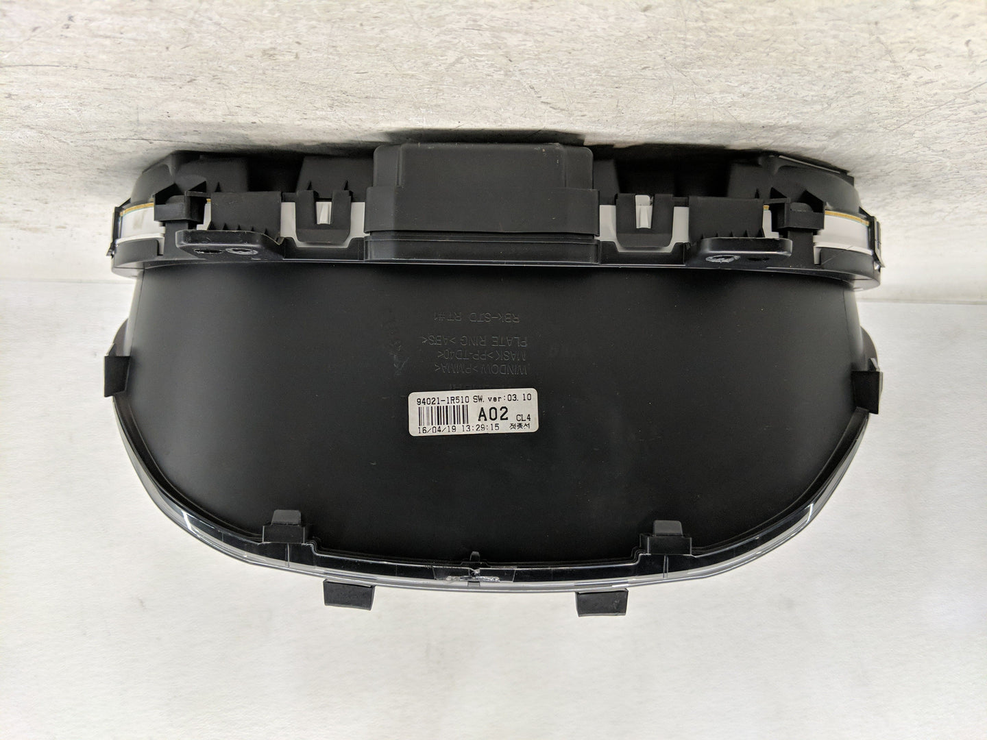2015-2017 Hyundai Accent Instrument Cluster Speedometer Gauges P/N:94021-1R510 Fits Fits 2015 2016 2017 OEM Used Auto Parts 