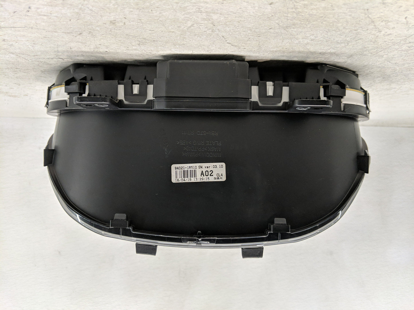 2015-2017 Hyundai Accent Instrument Cluster Speedometer Gauges P/N:94021-1R510 Fits Fits 2015 2016 2017 OEM Used Auto Parts 